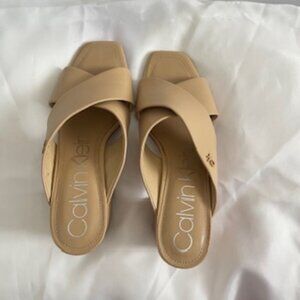 Calvin Klein Tan Slip on heels 9.5
